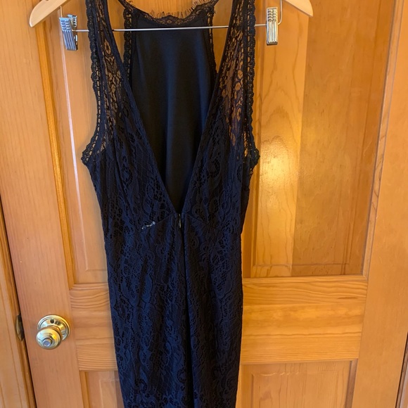 Black Halter-Midi Cocktail Dress — M - Picture 3 of 7